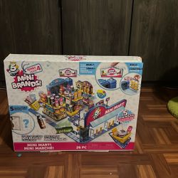 Mini Brands Mini Mart!