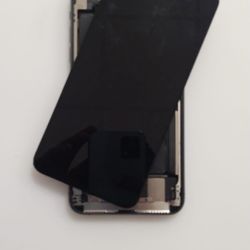 ALL IPHONES & SAMSUNG PHONES REPAIR