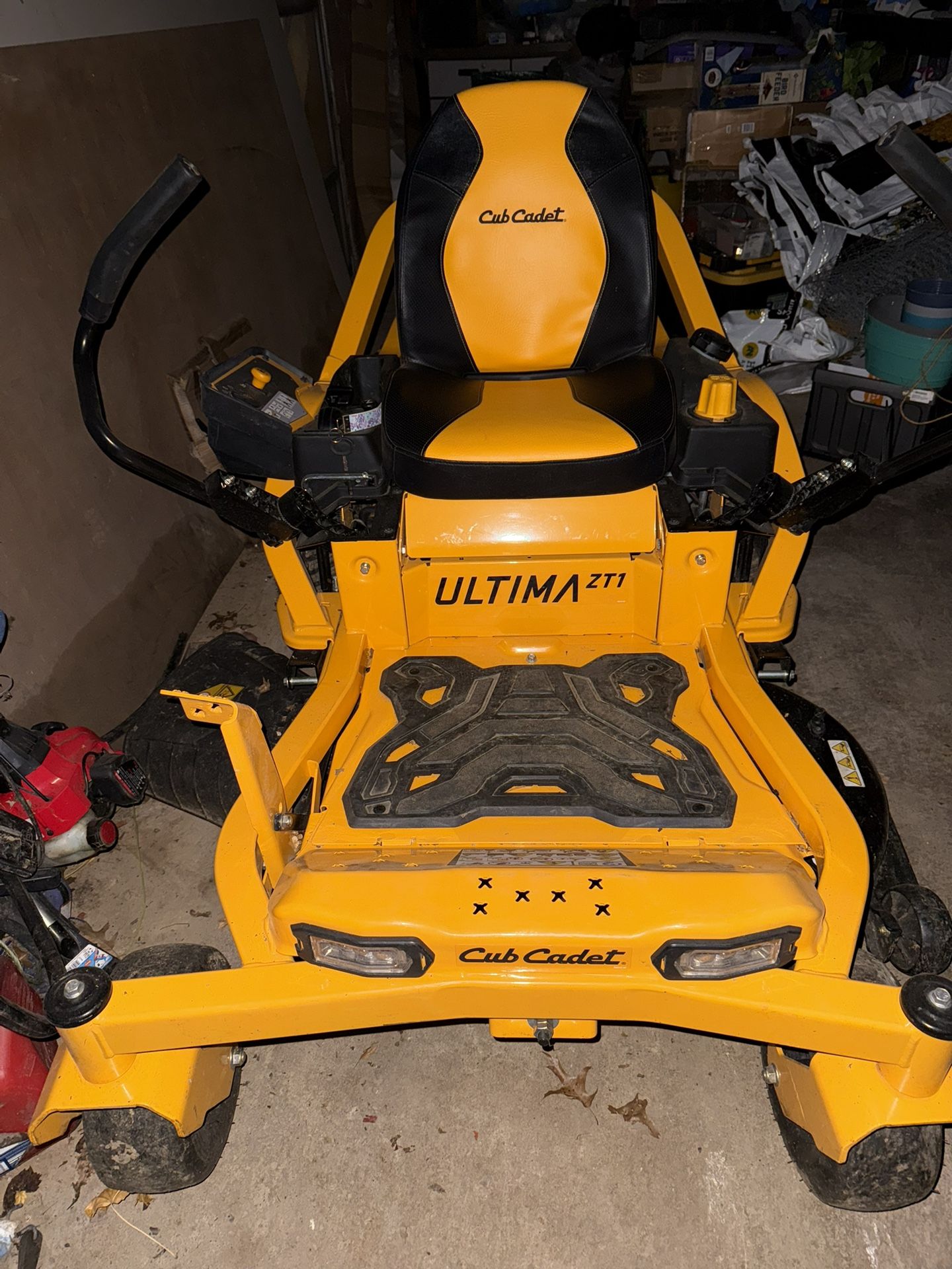 Cub Cadet 42” Zero Turn