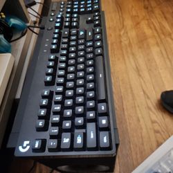 Keyboard Logitech G810 Cherry Switches