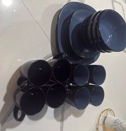 Navy Blue Dinnerware Set with Mugs
