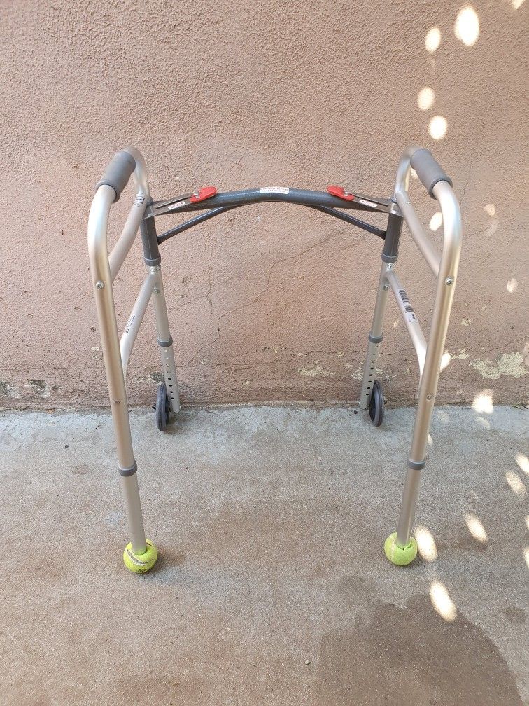 Drive Medical Deluxe Folding Walker, Two Button With 5" Wheels