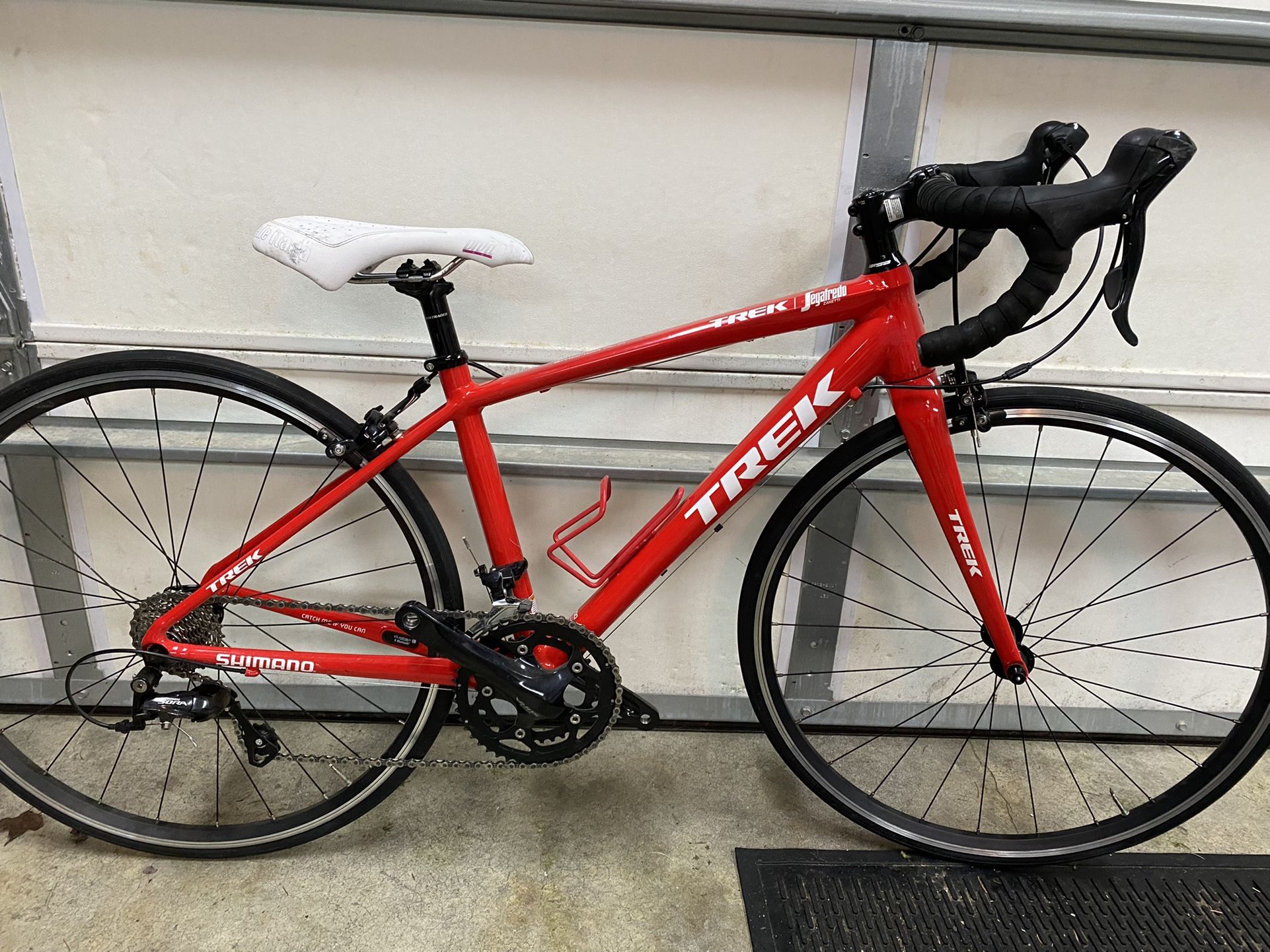 Like NEW Trek Emonda ALR 650