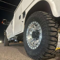 17x9 Lock Off-road Wheels And Tires 33/1250/17 Aplus MT