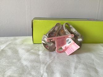 Sandals for girl new 3-6 M