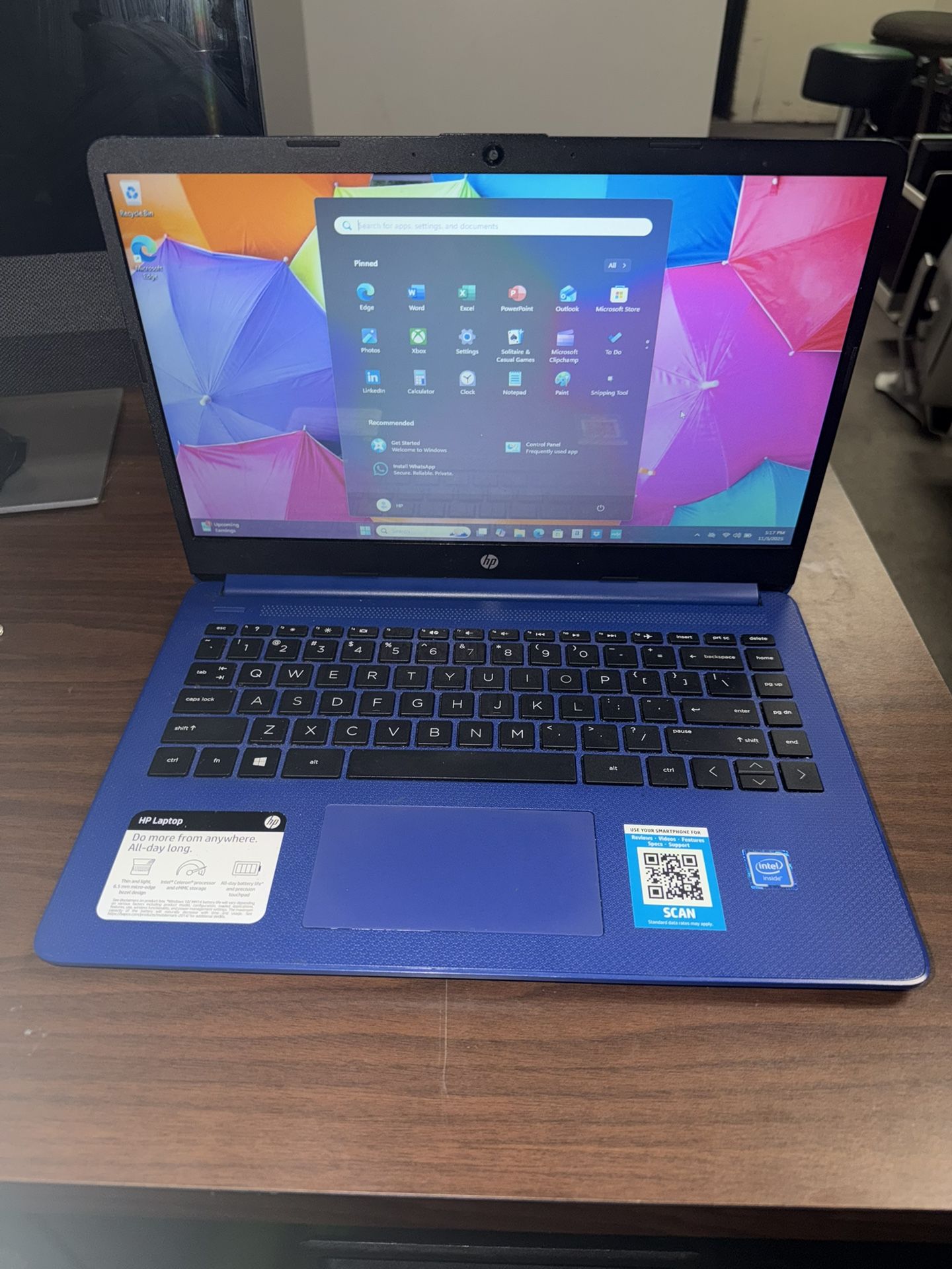 HP LAPTOP 14” WINDOWS 11 PRO WITH CHARGER 