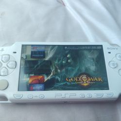 Psp game console 30gb
Psp 2000