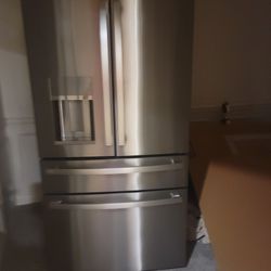 Fridge  Oven And Microwave 