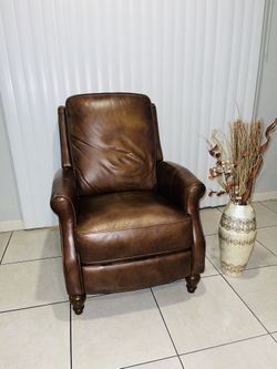 Leeah leather 2024 pushback recliner