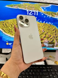 Iphone 15 PRO MAX 256GB UNLOCKED🤍