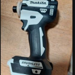Makita 18 Volt  Impact Drill