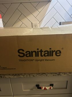 Sanitaire Commercial Carpet Vacuum 