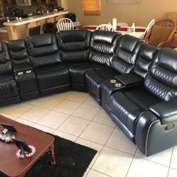 New Power Recliner Sectional Couch! Free Delivery 🚚! Financing Available!