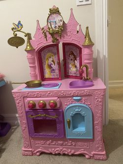Disney Princess Kitchen Set for Sale in La Mirada, CA - OfferUp