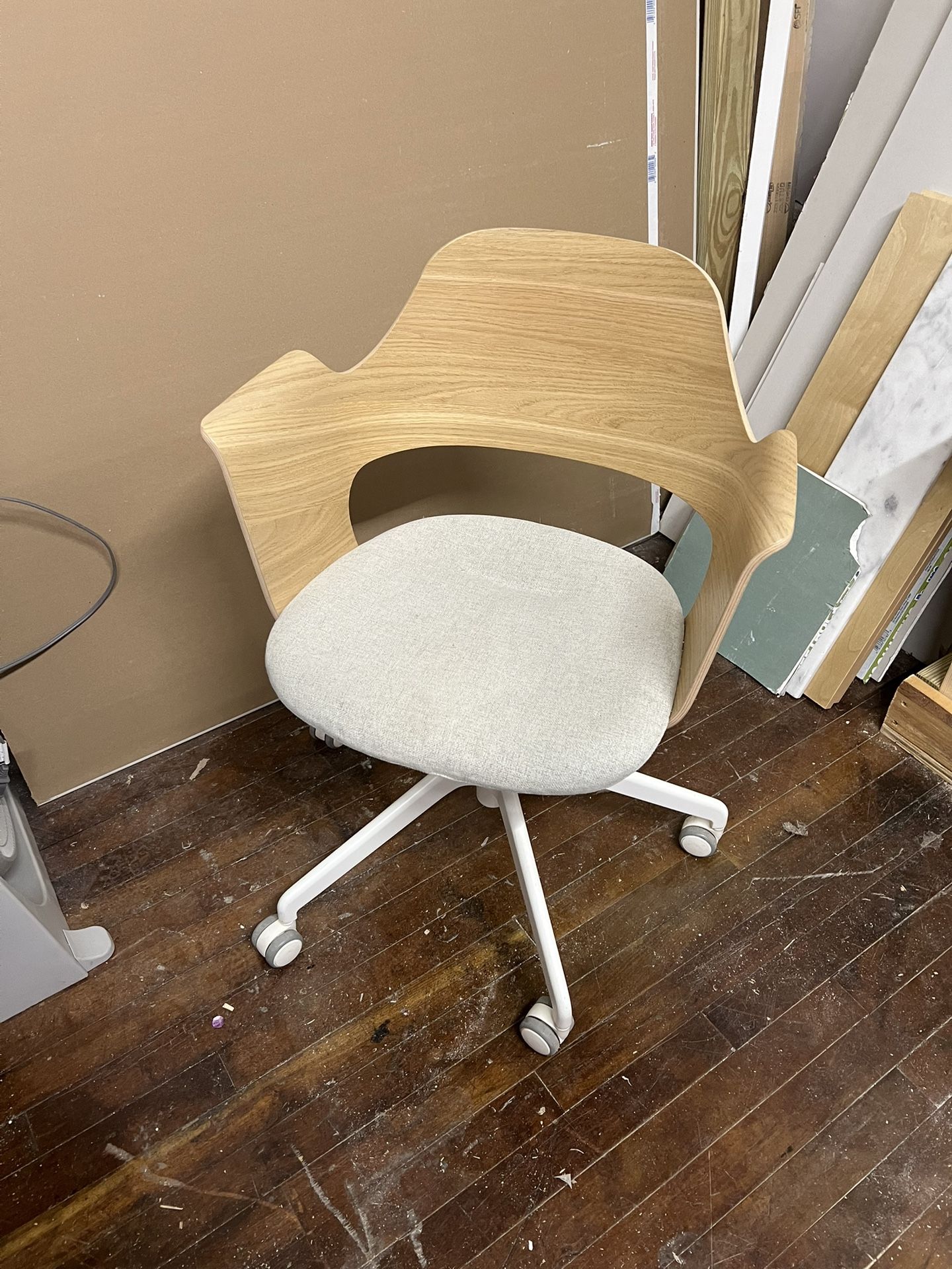 Modern IKEA Desk Chair