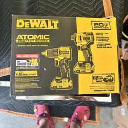 Taladros Dewalt