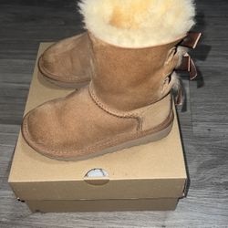 UGG Boots Size 11 (Kids)