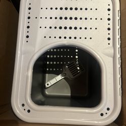 Top Entry Cat litter Box - New