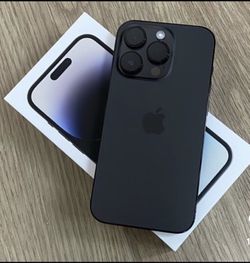𝙸𝙿𝚑𝚘𝚗𝚎 14 pro 𝚞𝚗𝚕𝚘𝚌𝚔𝚎𝚍 𝚠𝚒𝚝𝚑 𝚠𝚊𝚛𝚛𝚊𝚗𝚝𝚢