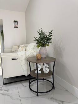 Living room table / Mesita de sala