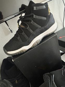 Jordan’s HEIRESS STING RAY 11'S