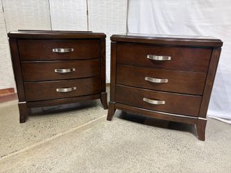Delaney 3 Drawers Nightstands with USB in Espresso Lacquer (Set of 2)