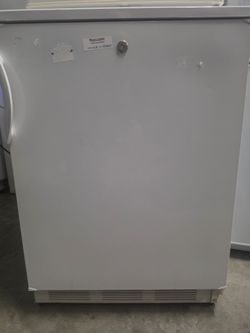 White Under-Counter Compact Refrigerator