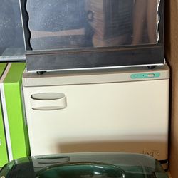 Manicure-Pedicure-Paraffin 