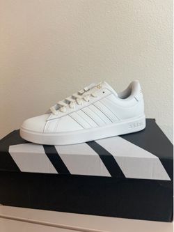 Adidas grand court