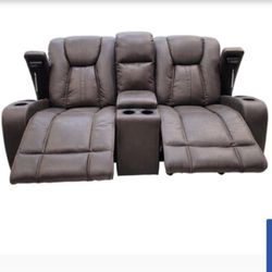 Cheers Cowboy Glider Reclining Loveseat with Console, 2 Reclining Seats. Good condition. Retail -$1,099.00 Selling For $350.00