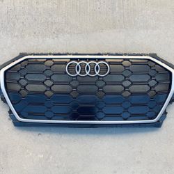 2021 - 2025 AUDI Q5 / SQ5 GRILLE OEM
