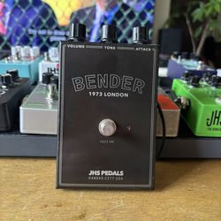 JHS Legends of Fuzz Series Bender 1973 London Guitar Effects Pedal