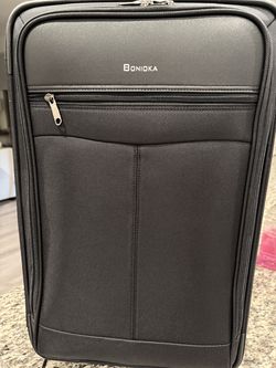 Boniola suitcase