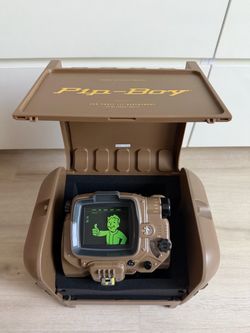 Fallout Pip Boy