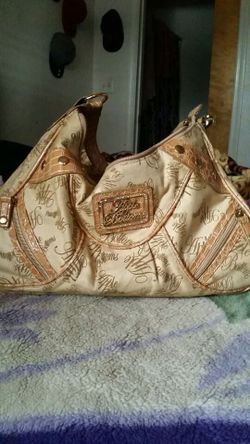 Apple Bottoms purse
