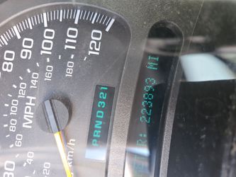 Cluster GM Yukon 2005 available