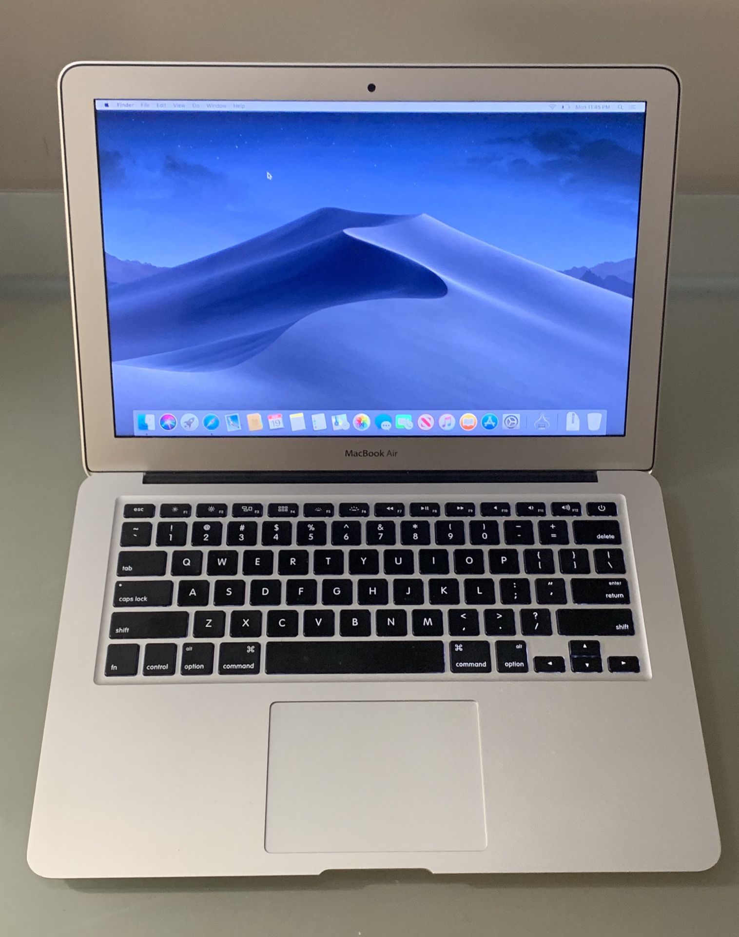 2015 Apple MacBook Air 13” 1TB SSD 8gb i5