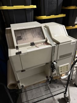 HP 1090 Series II Liquid Chromatograph