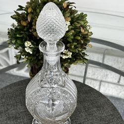 Vintage Pressed Etched Glass Decanter  The Byrdes Collection by Hofbauer Germany