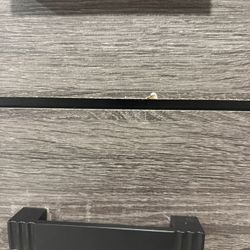 Dresser With 5 Drawers 