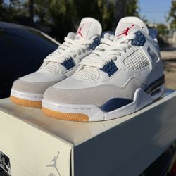 Jordan 4 SB 