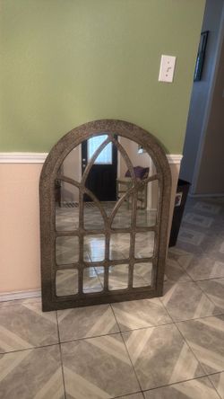 Arch mirror