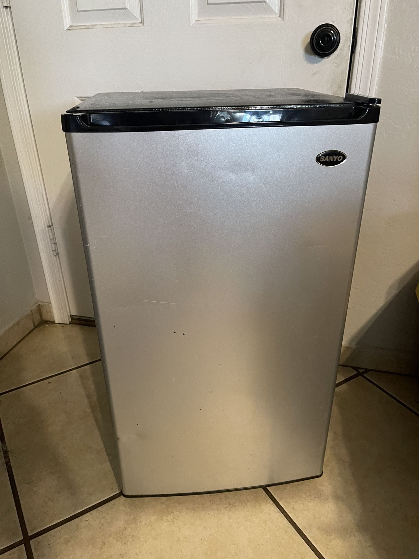 Minnie Fridge