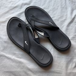 Nike Black Flip-Flops size 9-9.5 ( Beach, Nike)