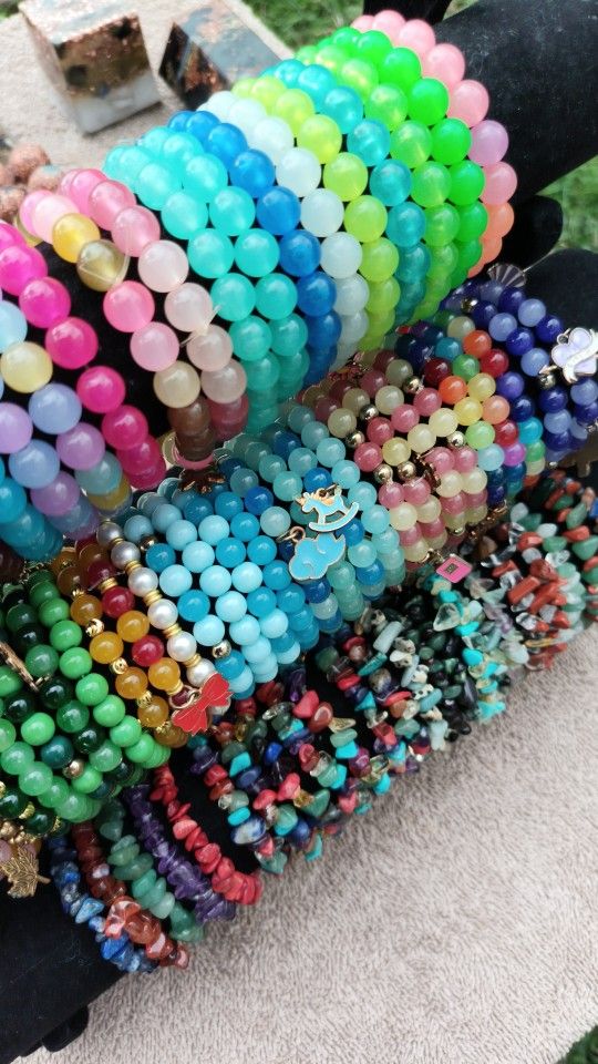 (2 ) Handmade Healing Crystal Natural Gemstone Bracelets