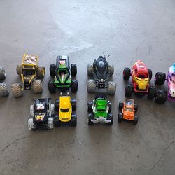 The 10 Monster Trucks Metal & Plástic