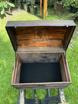 Louis Vuitton Late 1800s Steamer Trunk for Sale in Fort Lauderdale, FL -  OfferUp
