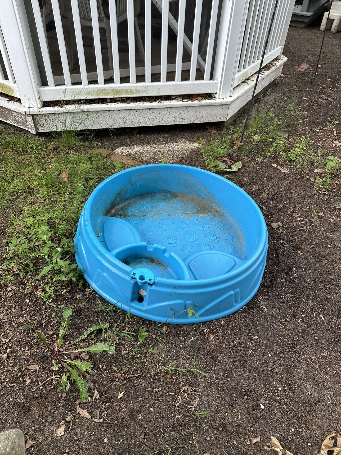 Step2 Play & Shade Toddler Pool – No Umbrella