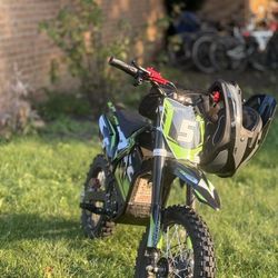 MotoTech 60V 2000W Electric Dirt Bike – Great Condition