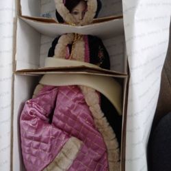 New Heritage Legendary Russian Beauty in box